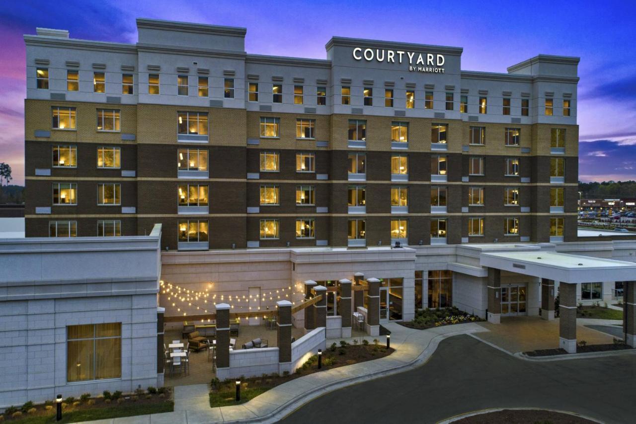 Courtyard By Marriott Raleigh Cary/Parkside Town Commons Hotel Exterior photo